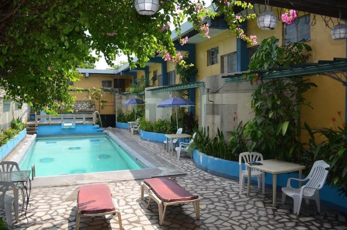 2 Hotel Saleh Angeles Kültér fotó