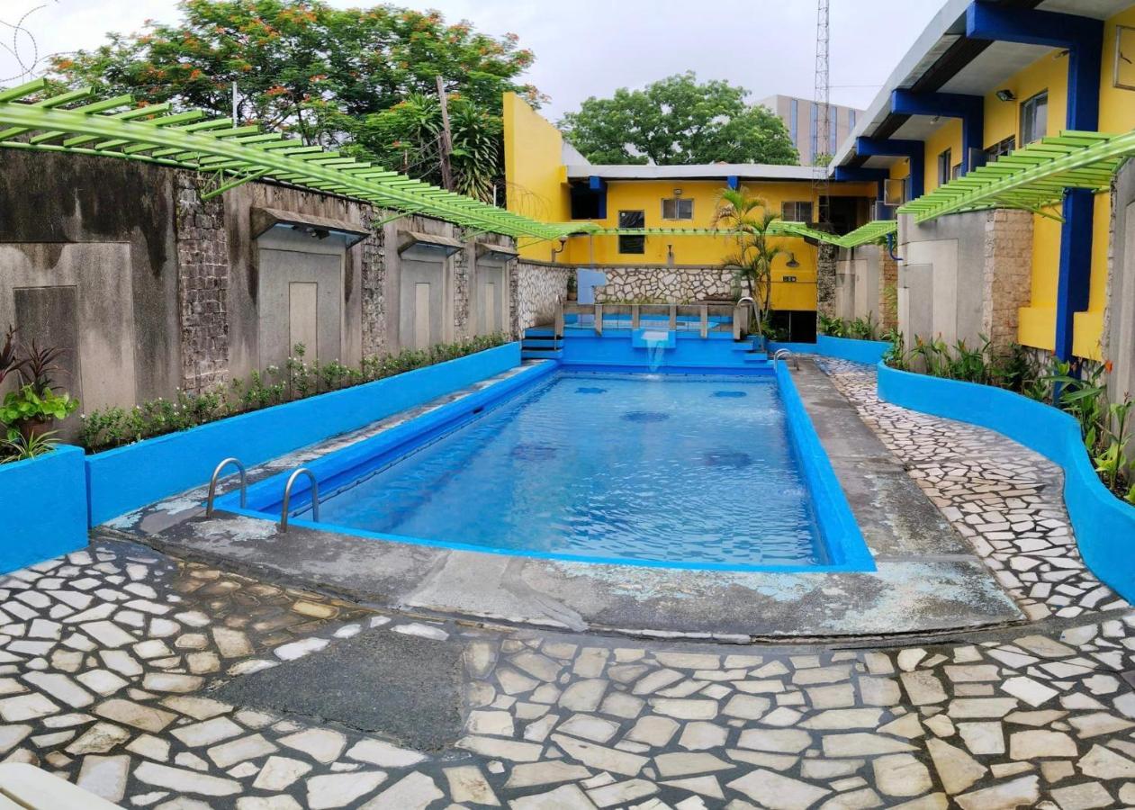 2 Hotel Saleh Angeles Kültér fotó
