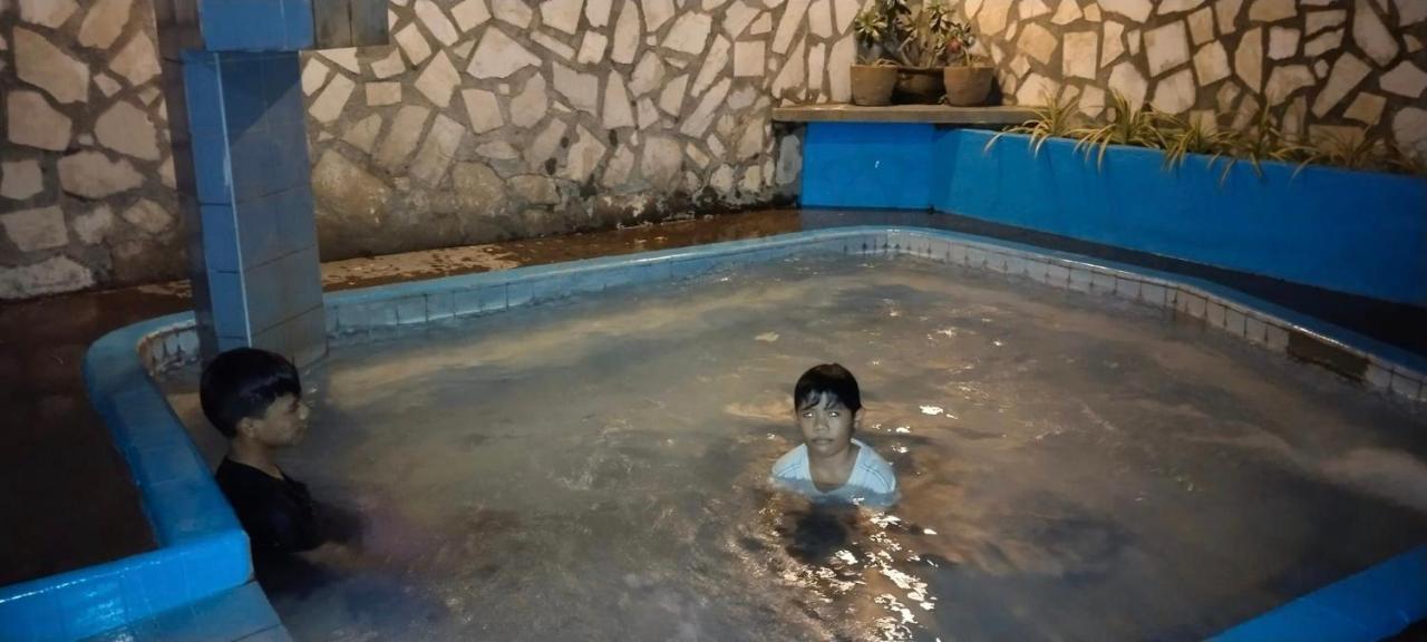 2 Hotel Saleh Angeles Kültér fotó