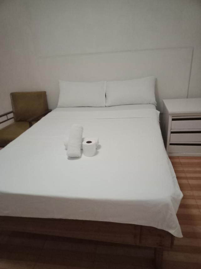 2 Hotel Saleh Angeles Kültér fotó