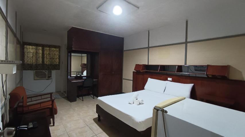 2 Hotel Saleh Angeles Kültér fotó